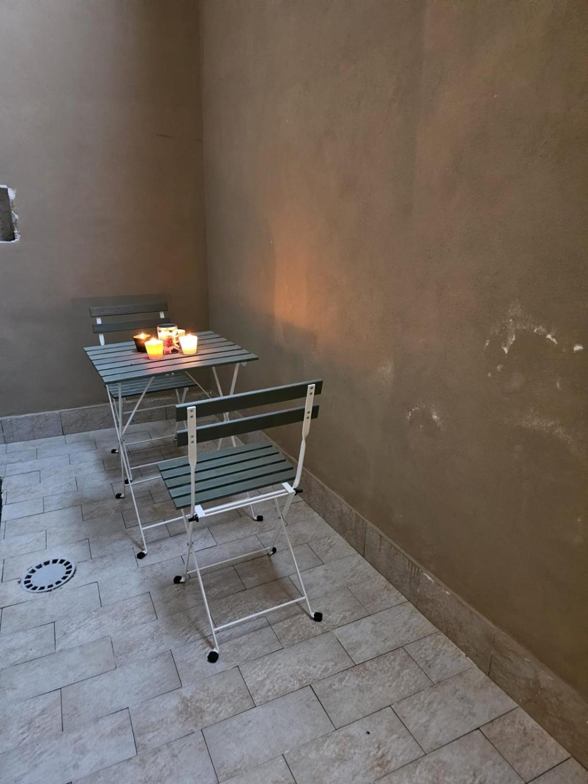 Bed and Breakfast Napoli The Charme Экстерьер фото