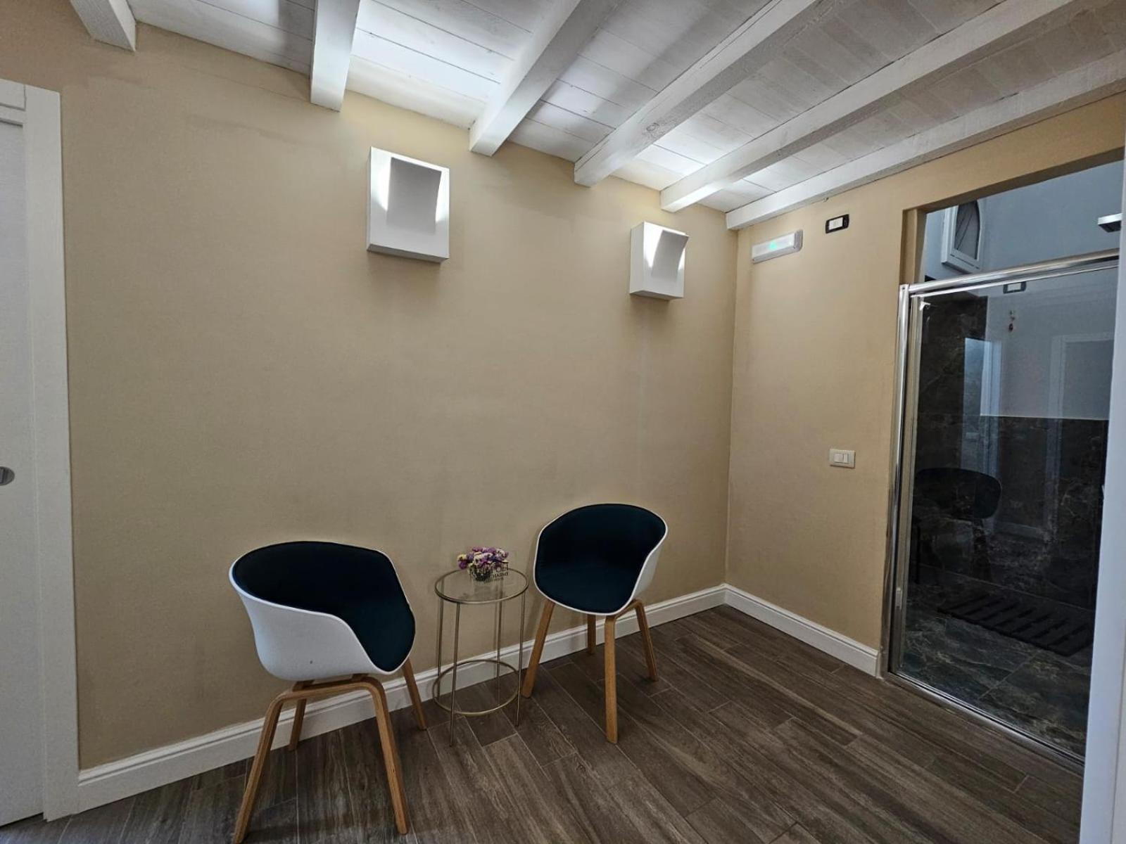 Bed and Breakfast Napoli The Charme Экстерьер фото