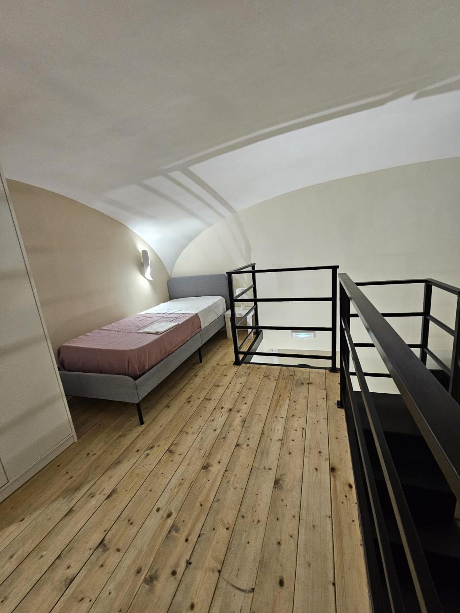 Bed and Breakfast Napoli The Charme Экстерьер фото